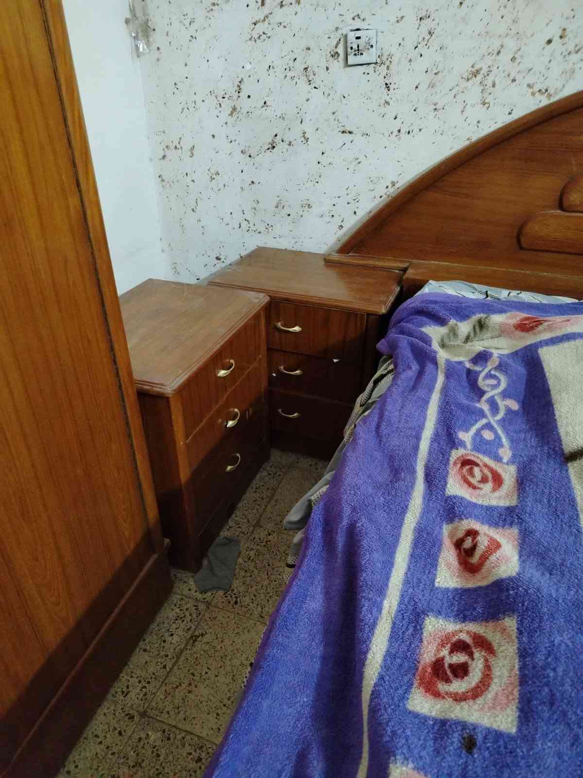 غرفه للبيع صاج خشب عراقي ثكيل سعر مليون و 900 بيها مجال
