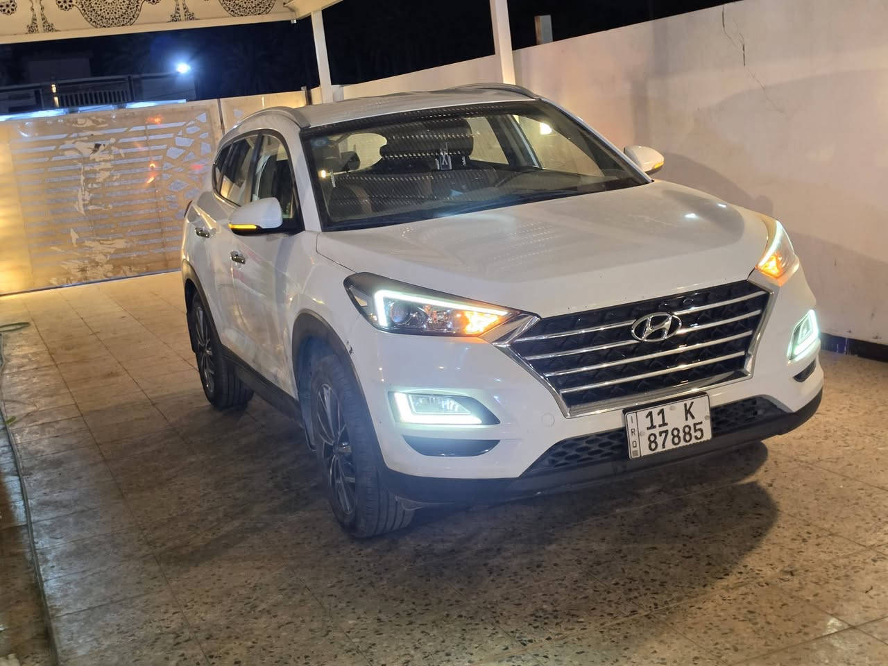🚘 هيونداي توسان 2020 خليجي  نص فول مواصفات
ماشيه 130 الف كيلو
⭐️السعر 176 ورقه وبيها مجال للشراي
للاستفسار ***********
📍 الموقع: بغداد – الدورة
🔹 رقم بغداد – باسمي مباشرة
🔹 فحص وسنوية جديد هزه جديده 
🔹 سيارة نظيفة فقط طخة بلباب ورصعة بالجاملغ

⚙️ المواصفات:
✔️ محرك 2000 سي سي
✔️ بصمة تشغيل + أبواب
✔️ كشنات أمامية كهرباء
✔️ حساسات أمامية وخلفية
✔️ شاشة كبيرة + كاميرا 360
✔️ شاحن موبايل وايرلس
‏✔️ LED حاجب
✔️ ويل كبير
✔️ قطعتين تبريد
✔️ مراية شفط
✔️ هندبريك يدوي
