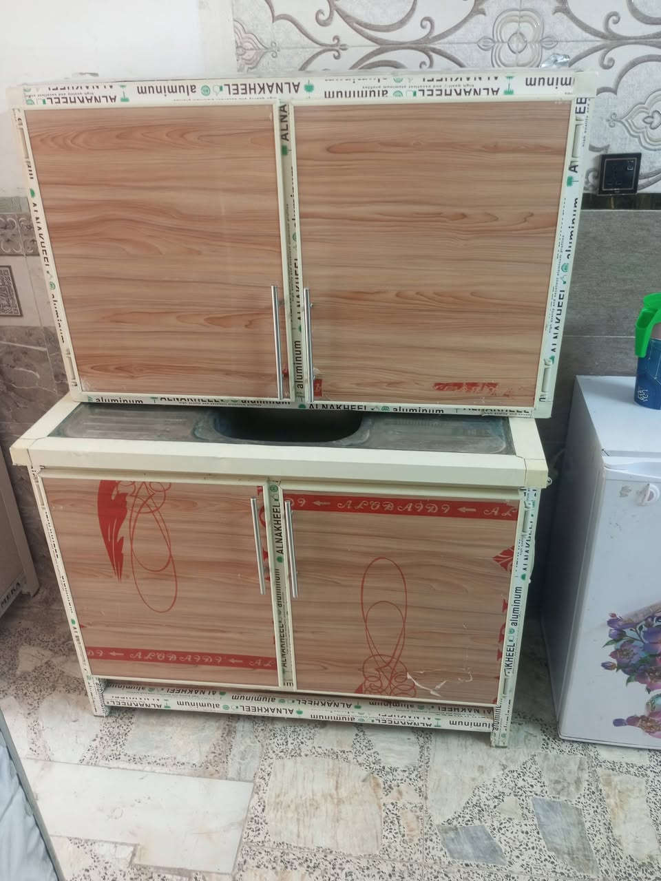 اغراض بيت نظيفات كلش العنوان بغداد حي الجهاد ***********
