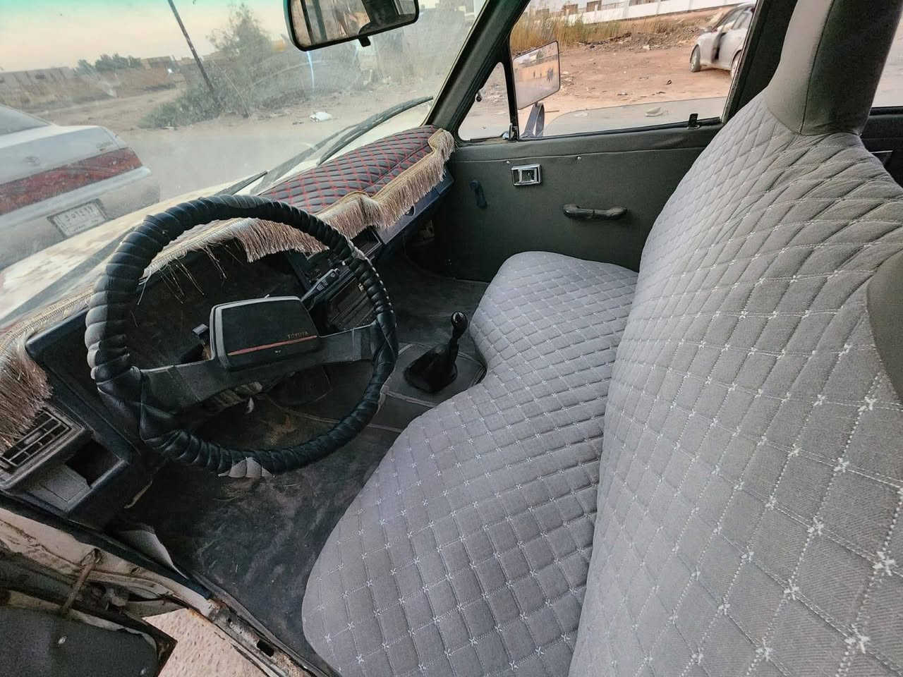 السلام عليكم بيكم للبيع موديل 86 باسمي رقم انكليزي مكفوله كير مكينه حداديه تخم تاير شاصيه مكفول السعر 40 وبيه مجال الناصريه قضاء الفجر للاستفسار ***********
