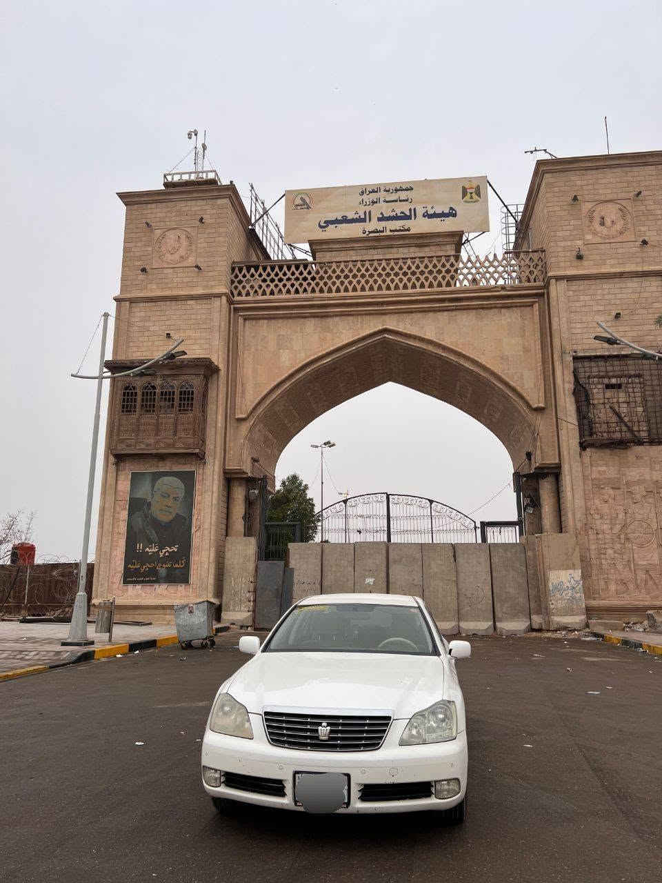 السلام عليكم شاهينه 2005.     «للبيع»
متومه شمالي انكليزي  خمس بصمات "كصتين "
✅3 دكم 
✅شاصي 80
✅رصاصي +اسود  
✅تحكم استيرن 
✅برده خلفيه 
✅نظام ترحيب عن قرب 
✅كامره خلفيه 
✅مري شفط
✅شاشه كبيره 
✅مثبت سرعه 
 
هواي بيها مواصفات معروفه شاهينه بمواصفاتها 
السعر ٤٠ وبيها مجال او مراوس بسياره حسب قناعه مكاني بصره 
للاستفسار رقم ***********
