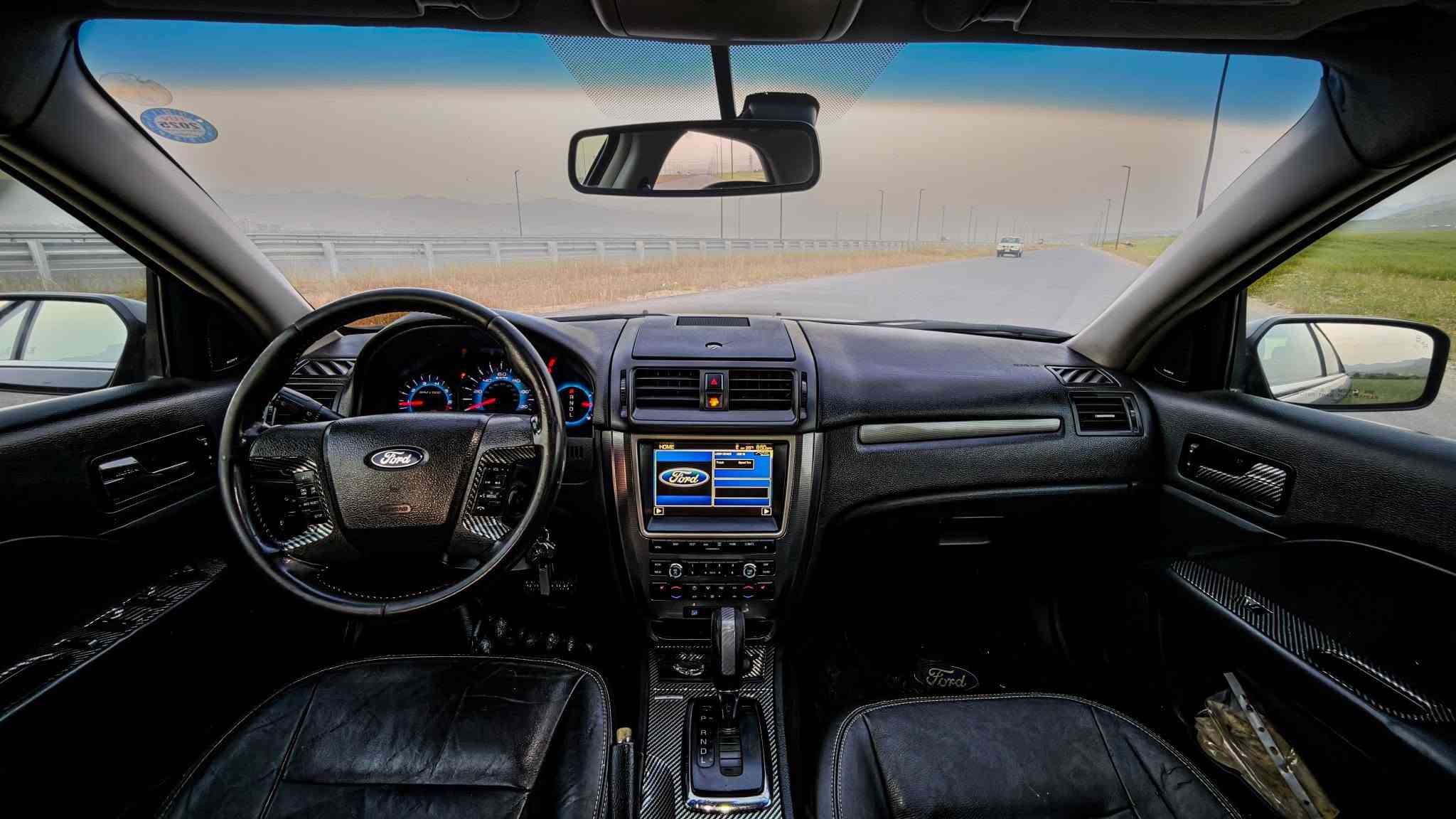 🚘 فورد فيوجن Ford Fusion 2012 SEL Limited 🇺🇸

🏁 الموديل: 2012 SEL Limited

🔧 المحرك: 2.5 لتر، بدون توربو — مرغوب واقتصادي

📍 اللوحة: سليمانية، سنوية جديدة

💯 المواصفات: فول فول فول 🔞

✨ المواصفات والتجهيزات:
1️⃣ 4 جامات كهرباء

2️⃣ صندوق كهرباء

3️⃣ سقف سلايد

4️⃣ مقاعد جلد كاملة

5️⃣ 12 سماعة

6️⃣ شاشة كبيرة أصلية

7️⃣ سماعات Sony

8️⃣ مونيتور ونظام سوفتوير أصلي

9️⃣ محدد سرعة

🔟 تلفونات، حساس گراج وحساسات ركن

1️⃣1️⃣ GPS ونظام خرائط

1️⃣2️⃣ تحكم حرارة وتبريد منفصل إلكتروني

1️⃣3️⃣ المقعدين الأماميين تدفئة كاملة

1️⃣4️⃣ إنارة داخلية 7 ألوان RGB

1️⃣5️⃣ مراية وسطية وجانبية ضد الفول

1️⃣6️⃣ جامات حساسة للمطر أوتوماتيك

1️⃣7️⃣ ويلكاب أسود سبورت + تايرات سبورت جديدة

1️⃣8️⃣ نظام Traction + گير قوي

1️⃣9️⃣ گير أوتوماتيك

2️⃣0️⃣ كرسي السائق والراكب الأمامي كهرباء + ستاير كاملة كهرباء

2️⃣1️⃣ كود باب

2️⃣2️⃣ رادار خلفي

2️⃣3️⃣ كاميرا خلفية

📝 ملاحظة:

فقط باب السكن الخلفي بيه صبغة قطعة وحدة، ومعاه قطعتين خفيف على الجوانب يم الباب، والباقي على حالته.

🔧 المكينة والگير على الشرط.

💵 السعر: 10,200$

💰 يعادل تقريباً 15,606,000 دينار عراقي

📌 بسعر السوق: 102 ورقه

🤝 أكو مجال بسيط للتفاوض للجادين.

☎️ للاستفسار والاتصالعل واتساب:

***********
