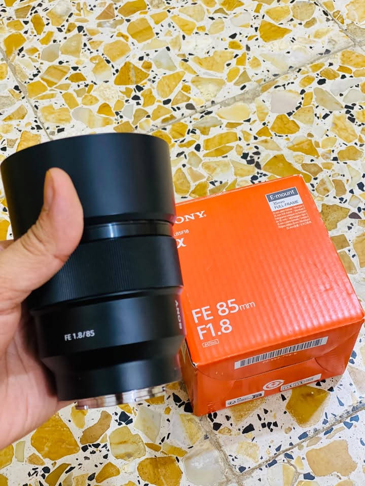 📸 للبيع عدسة Sony 85mm F1.8
شبه جديدة والله شاهد استخدام كلش قليل ونظيفة جدًا 

العدسة نظيفة ومحافظ عليها وما مستخدمة إلا استخدام

 خفيف

للاستفسار اكثر 
 واتساب فقط 
***********

https://wa.me/message/4R224TTT4BPEH1
