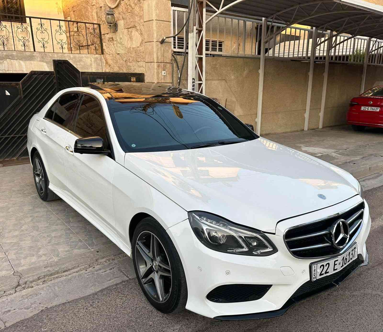 سلام عليكم للبيع 
مارسدس E350 فول للاخير 
موديل 2016 
رقم اربيل تحويل ثاني يوم 
بانوراما 
حساسات ٣٦٠ درجه 
مري قلاب وشفط 
كشنات جلد تدفئة تبريد كهرباء بالكامل 
محرك ٦ سلندر ٣٥٠٠  تنفس طبيعي 
حادث جدا بسيط جاملغ وبنيد بدون شاصي ولا لغد ولا اي شي مكفوله 
كير محرك شرط كفاله من الفتح 
السعر ١٧٠ 
مكاني العامرية
***********
