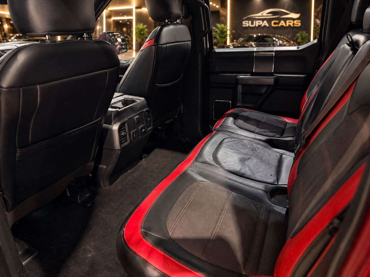 🔥🛻 FORD F-150 PLATINUM 2017 🛻🔥

✨ مۆدێل: 2017
⭐ مواسەفات: Platinum

🛠️ حاڵەتی ئۆتۆمبێل:
🔹 Clean Title
🔹 بێ بۆیاخ
🔹 هەموو گیانی ئۆتۆمبێلەکە لەسەر دەقی شەریکەیە
🔹 زۆر پاک و ڕێک

💪 مەکینە: 3.5L V6 Twin Turbo 🔥

💰 نرخ: 172 وەرەقە

📍 شوێن: سلێمانی

📞 بۆ زانیاری و پەیوەندی:
***********
***********
@@@@@@@@@@@@@@@@@@@@@@@@@
🔥🛻 فورد F-150 بلاتينيوم 2017 🛻🔥

⭐ الفئة: Platinum
💪 المحرك: 3.5L V6 Twin Turbo

✨ حالة السيارة:
🔹 Clean Title
🔹 بدون صبغ
🔹 جميع أجزاء السيارة على مواصفات الشركة الأصلية
🔹 السيارة نظيفة جداً ومحافظ عليها

💰 السعر: 172 ورقة 🔥

📍 الموقع: السليمانية

📞 للاستفسار والتواصل:
***********
*********** السليمانية, العراق
