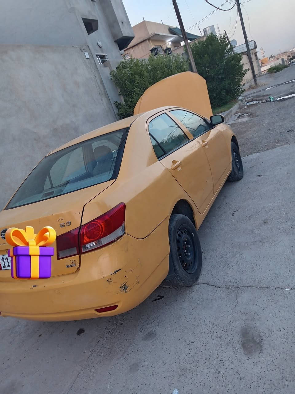السلام عليكم سيارة BYD G3 بصمه قفل مركزي جامات كهرب   رقم بغداد انكليزي مسطره بأسمي هزه بعد مامنتهيه محرك وگير كورلا 1800 سياره بيها مكانات صبغ صدر امامي وخلفي نضيف تبريد عاطل راديتر مكسورة مال تبريد شرط  التحويل كاربون بيها شغال مكاني موصل الجانب الايمن الغزلاني  ***********
***********
السعر 40 بيها مجال
