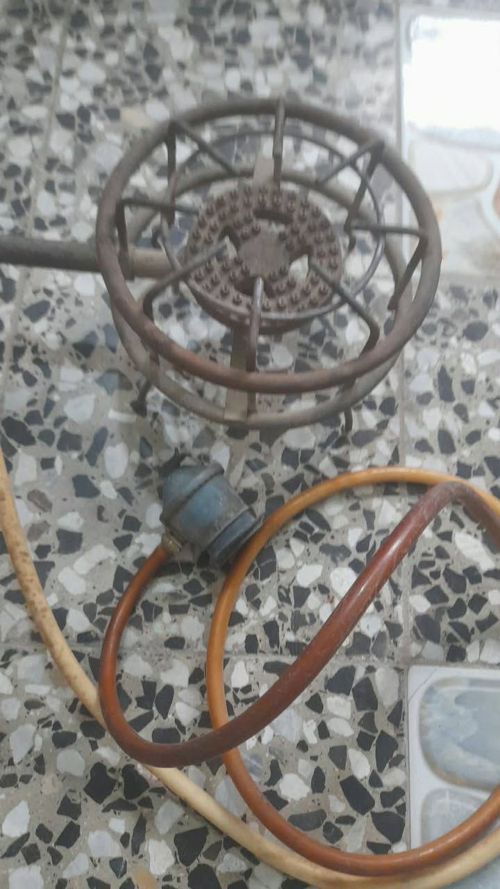 طباخ ٢٥ وسخان ٢٥ للبيع
