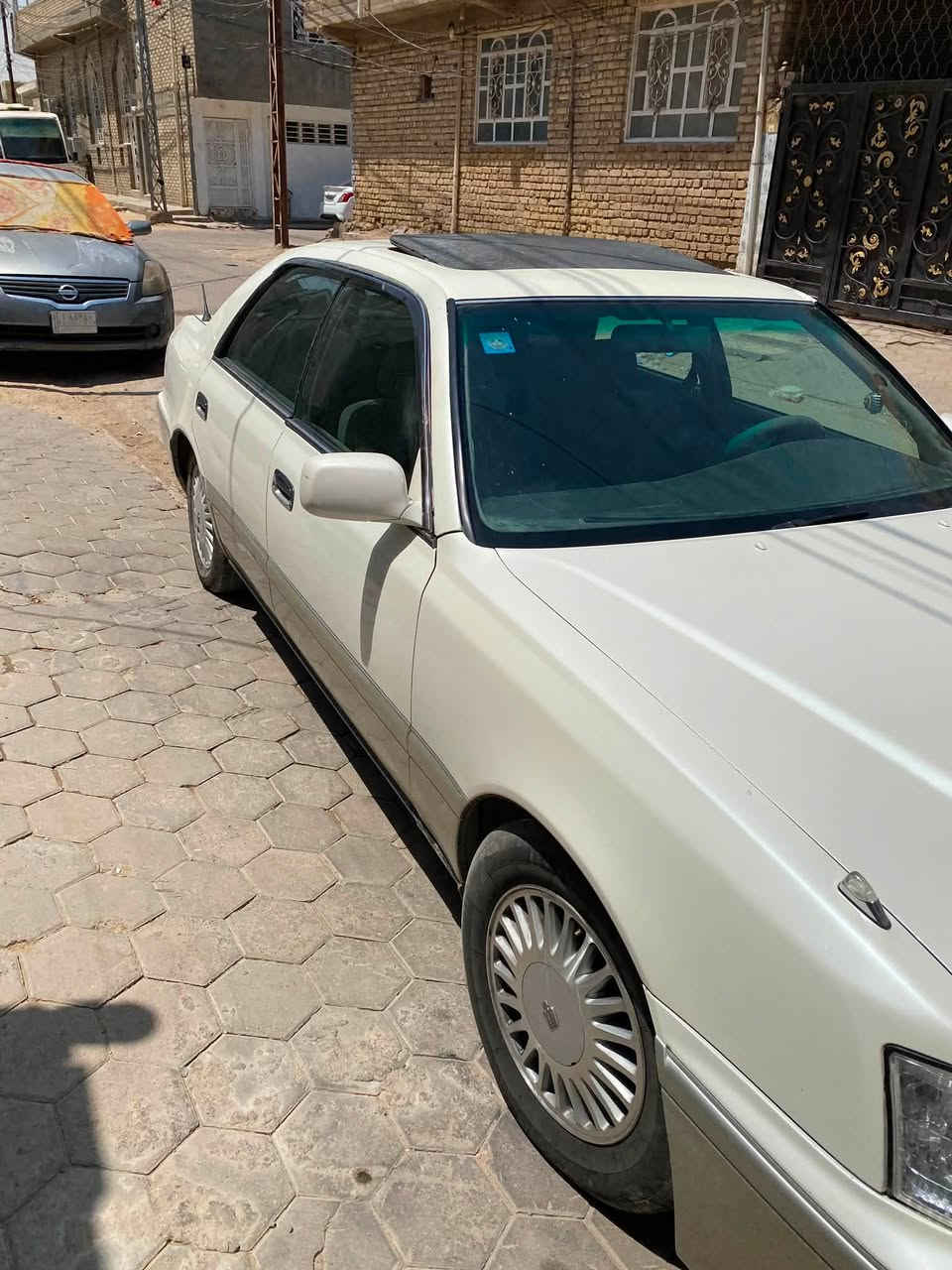 سلام عليكم حبايب كلبي راس الثور فلات ابيض محجل مديل 1996 رقم صلاح الدين مشروع وطني مداورها هنا بالنجف
عنوان السياره نجف كوفه
مواصفات السياره✈️
1 محرك 3000vvt
2 فتحه كشنات كهربائيه
شاشه لمس
سياره جاهزه من كلشي بيها فقط باب و هاي الضربه الي بالجاملغ الوره شي بسيط✈️
.
.
 ترهم (مراوس و بيع )شعندك مراوس نزل
الخاص مفتوح رقم ***********
