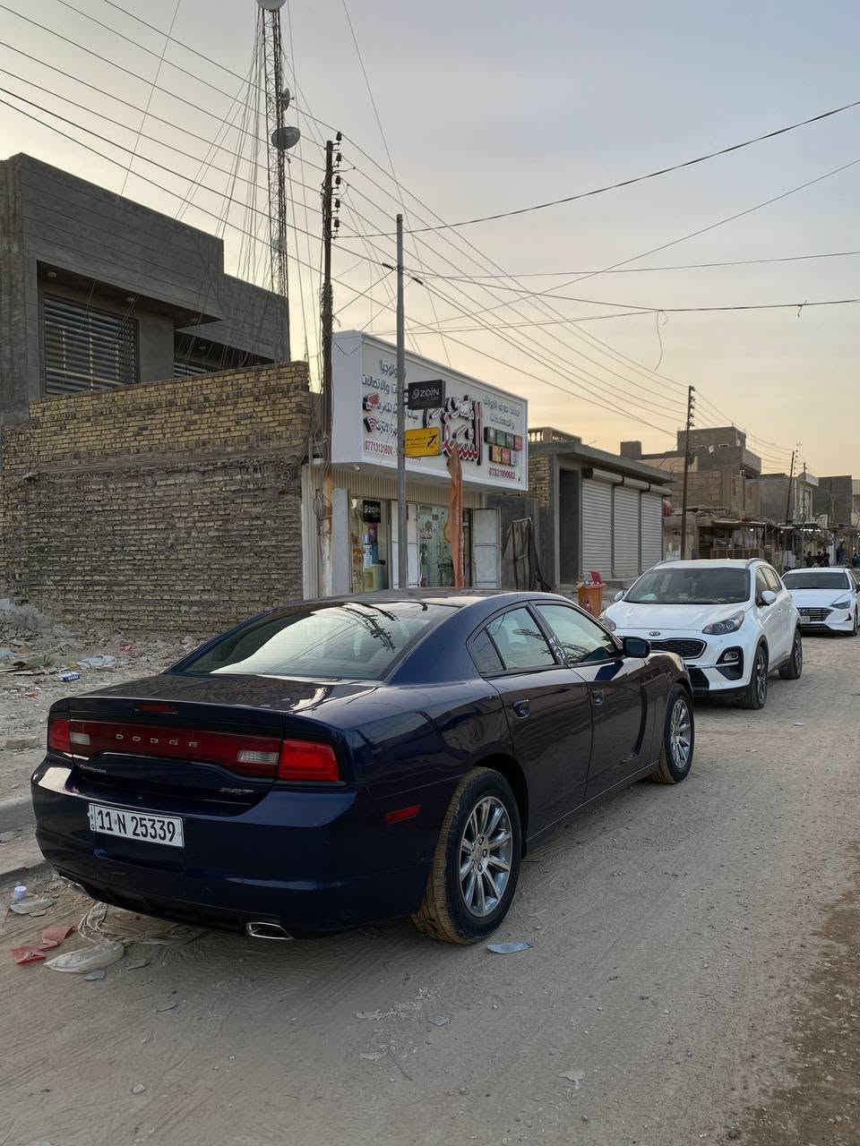 السلام عليكم اخوان 
تشارچر 2014بيها فخذه حادثها جاملغ وبنيد 
السعر 125
ومكينه بيها ضعف 
للاتصال ***********
طبعا السياره مشتغليها شغل درجة اولى للأمانه وتجي وتتأكد افضل 
واني ليكدام انطيتكم تفاصيلها غير هذا مابيها شي
