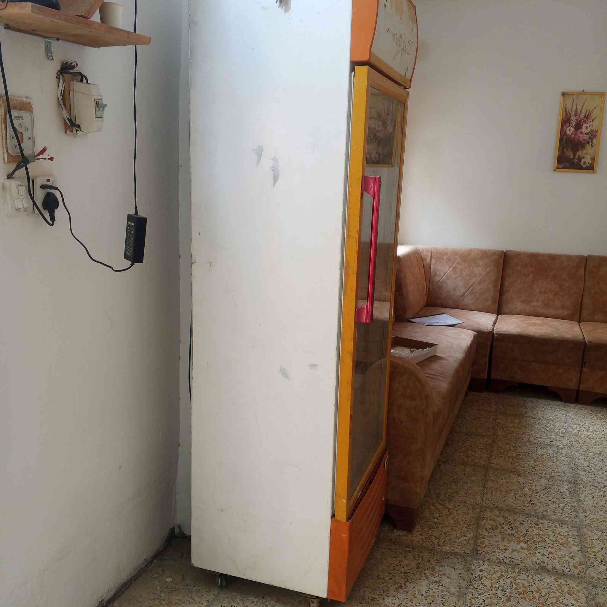 سلام عليكم براد   شغال كلشي ما بيه مكانه بابل محاويل سعر250 رقم***********
