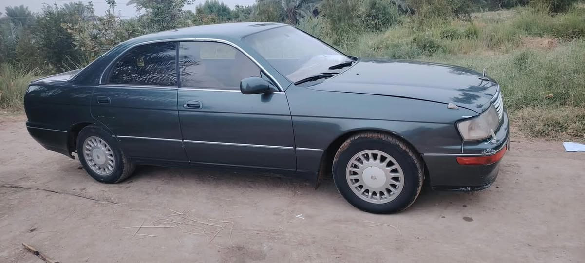موديل ١٩٩٢ • رقم نجف • صبغ