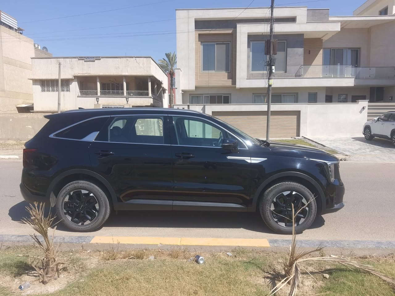 سورنتو S 2024 وارد امريكي
       حجم المكينه : 2.5 
رقم اربيل باسمي سياره
بدون حادث سياره بس كسر بل دعاميه 
       المسافه المقطوعه  :23 الف mi  
     
مواصفات 
1.شاشه  
3.بصمه
4. كشنات جلد تبريد تدفه 
5.ويل كب
6.كشافات
7.تشغيل عن بعد 
8. حساسات خلفي امامي
9.شحن وايرليس
10. رادارت 360
11.بصمة ابواب
12.هند بريك بصمه
14. اوتو هولد 
15. هيترات بالكشنات
16.قطعتين تبريد 
17. لايتات لد + بكلايت لد
18.كشنات كهرباء
19. كيجات دجتل 
20. فور ويل 
21. هيتر بالاستيرن 
22. 7 راكب
23 بنراما 
السعر 245$ او بيه مجال 
اتصال***********
