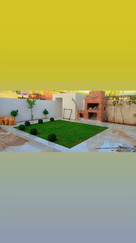 وه ستاي حه ديقه بؤ ديزاني كردني حه ديقه خاوين كردنه وه ي ده رمان كردني حه ديقه جاكردني هه موو جؤره دارودرختيك  واتساب فايبر ***********🤙☎️🪏 أربيل, العراق

نص مكتوب في الصور:
- وه ستاي حه ديقه بو ديزاني كردني حه ديقه خاوين كردنه وه ي ده رمان كردني حه ديقه جاکردني هه موو جؤره دارودرختيك واتساب فايبر ***********
- تصاميم حدائق ٦ فبراير إرسال رسالة
- ١٢ فبراير