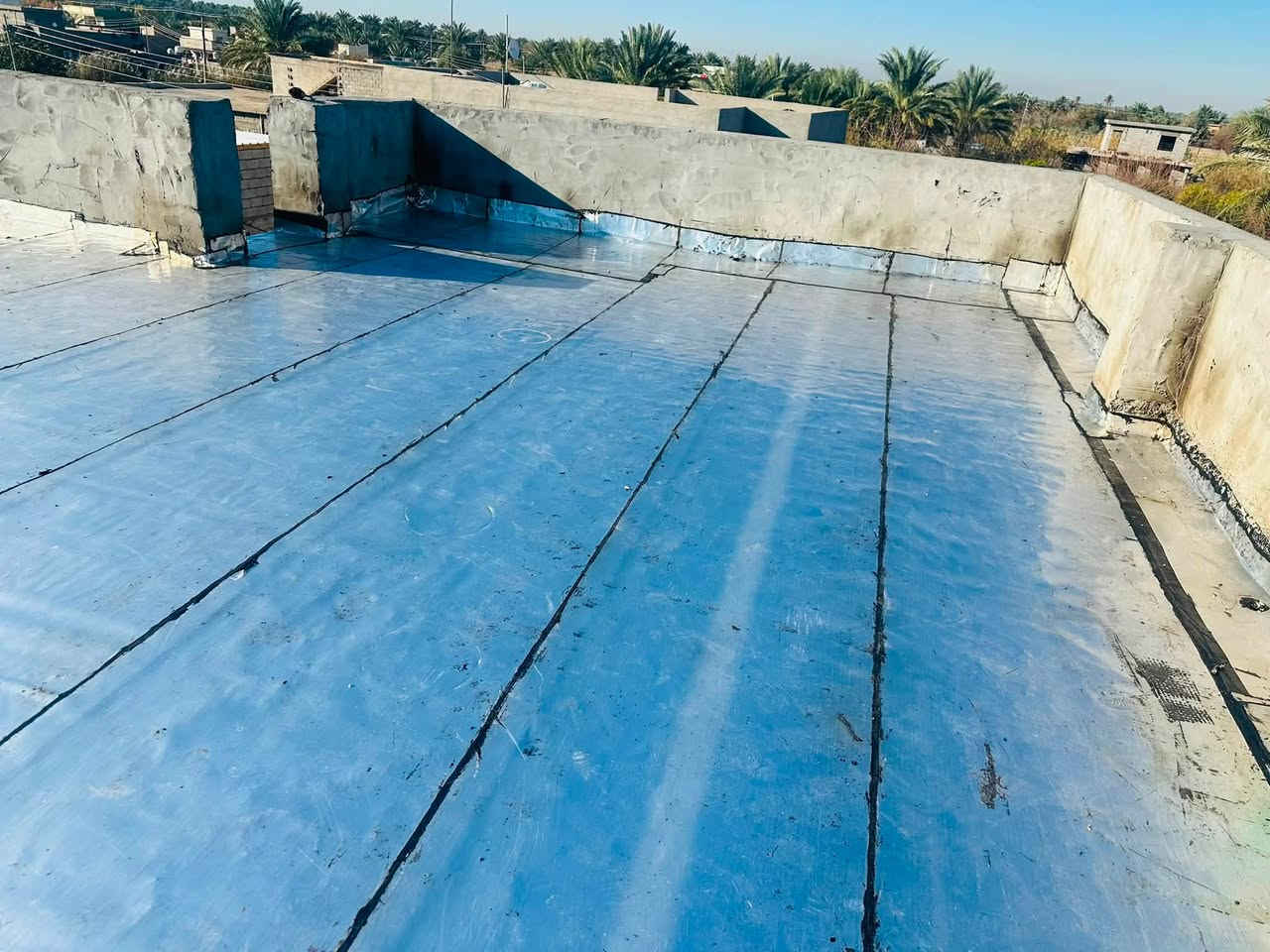 عمل الايزوكام لتغليف  الاسطح ماده الاوزكام
الايطايي  والايراني  6 ملم تتكون من عده طبقات
1.طبقه الكيريه ( جيريه)
2.طبقه ألياف صناعيه
3. طبقه مانع الرطوبه
4. طبقه عاكس الحراره
5. طبقه ألياف زجاجيه 
الاوزكام يعكس الحراره نسبه 80 ٪ عن بيتك يحميك عن الرطوبه من مياه الأمطار بنسبه 100٪100 يتحمل كل الضروف
المناخيه بكل قسوتها الحراره والبروده
تعمل ماده الاوزكام على الأماكن الاتيه
1. تعمل علئ الصب 
2.تعمل على السندويج بنل والجينكو
3.تعمل على الجدران 
4.تعمل على الكاشي والفرشي والاشتايكر
وتغنيك هذا الماده عن استخدام الطرق القديمة الثقيله على السطح
للأستفسار يرجى الاتصال على الارقام
***********
***********
يتوفر واتساب  رقم الاثير
  نعمل في جميع مناطق محافظة ديالى
السعر حسب المساحه والنوعيه
