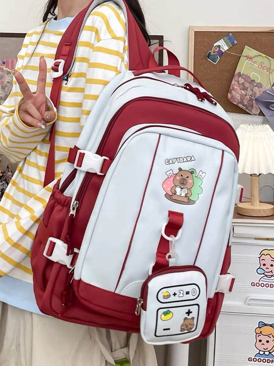 🎒 حقيبة الجمال والأناقة.. كل ما تحتاجينه في تصميم واحد! ✨
 تصميم عصري لطيف برسمة "الكابيبارا" المحبوبة.
 حقيبة صغيرة ملحقة تتنسق مع الحقيبة الأساسية لحفظ متعلقاتكِ الدقيقة.
 مساحة واسعة وتقسيمات متعددة تتسع للكتب، 
 خامة عالية الجودة تضمن لكِ الراحة والمتانة طوال اليوم الدراسي.
🔥 الكمية محدودة جداً!
📥 للطلب والحجز: يُرجى التواصل على الرقم ***********
🚚 التوصيل متوفر لجميع المناطق.
