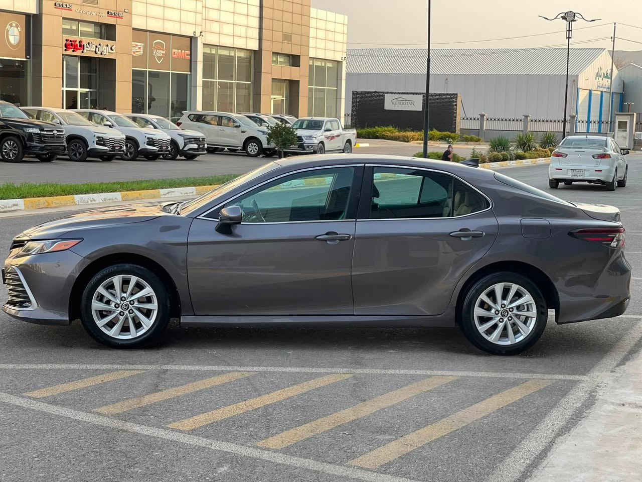 Toyota camry 2022le
گێر و مەکینە: نەکراوەتەوە بەشەرت
٤ پارچه بۆیاخ پێش کەپس
ئێرباگ: بەشەرت، هیچ ئێرباگێکی تەقینی نییە
سەنەوی تازە
تایبەتمەندی و مواسەفاتەکان:le
ڕاداری دیاریکردنی خێرایی (Cruise Control / Speed Limiter)
 سیستەمی ئاگادارکردنەوەی خەتی جادە (Lane Departure Warning)
 ٣ باری لێخوڕین: Eco / Normal / Sport
 شوێن: سلێماني
١٤٧ معامله
ژمارەی پەیوەندی: ***********
0️⃣7️⃣7️⃣2️⃣3️⃣8️⃣5️⃣4️⃣7️⃣1️⃣2️⃣
الموديل: 2022 (فئة LE)
حالة البودي: 4 قطع مصبوغة (بدون دواخل / الشاصي والتكاحل بشرط)
الماكينة والقير: عاالشرط ولم يتم فتحهم نهائياً
 الإيرباگات: سليمة 100% (لم يتفعل أي إيرباگ)
السنوية: مجددة/حديثة
تحويل وكاله نفس يوم
المواصفات:
رادار وتحديد سرعة
 نظام تنبيه الخروج عن المسار (خط الجادة)
3 أوضاع قيادة (Eco / Normal / Sport)
الموقع: السليمانية
سعر.١٤٧ معاملة
 رقم الهاتف: ***********️⃣7️⃣7️⃣2️⃣3️⃣8️⃣5️⃣4️⃣7️⃣1️⃣2️⃣
