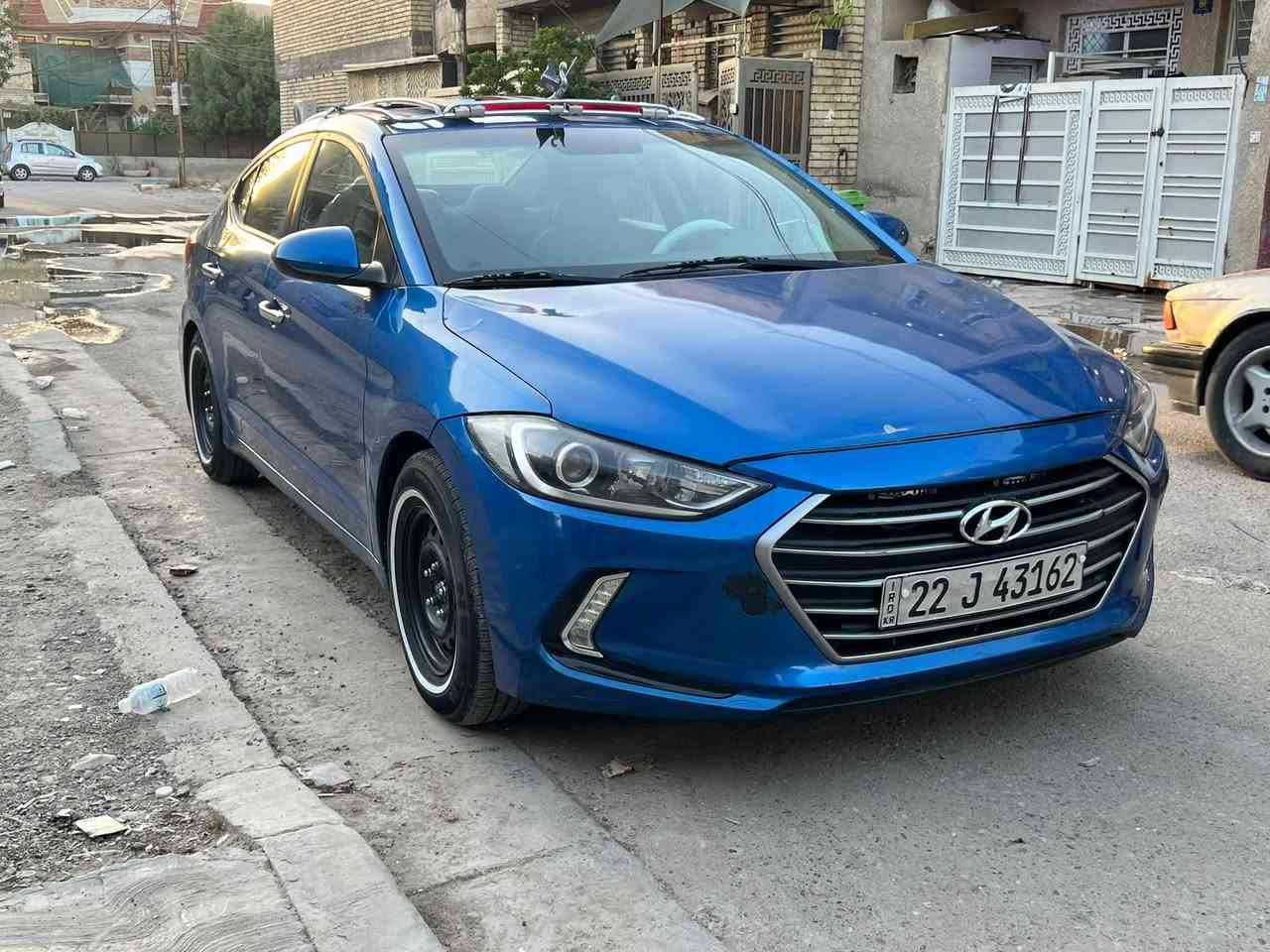 سلام عليكم الانتره للبيع موديل 18  رقم اربيل تحويل ثاني يوم مكينه 2000 كير مكينه صدر كله تمام حادثه فقط بنيد بدون دواخل ونفسه راجع ليبل واحد سياره بيه 
تحويره كامله تايرات وويل 14 تاير نكسن 
اسطاب خلفي 
جرص بك 
هورنات بوش اصايل وتحويله 
سيبايه اصليه 
دوشمه عام 
بيه صبغ بنيد ودوس سياره مناقصه برغي 
معروضه 115 وبيه مجال بسيط وبل عافيه عل ياخذه 
مكاني بغداد الشعب 
*********** طارق 

‭***********‬ يحيى
