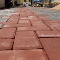 قطعه أرض للبيع 110 متر نزال 22  العنوان الشعب حي البساتين _حي الصدرين ...