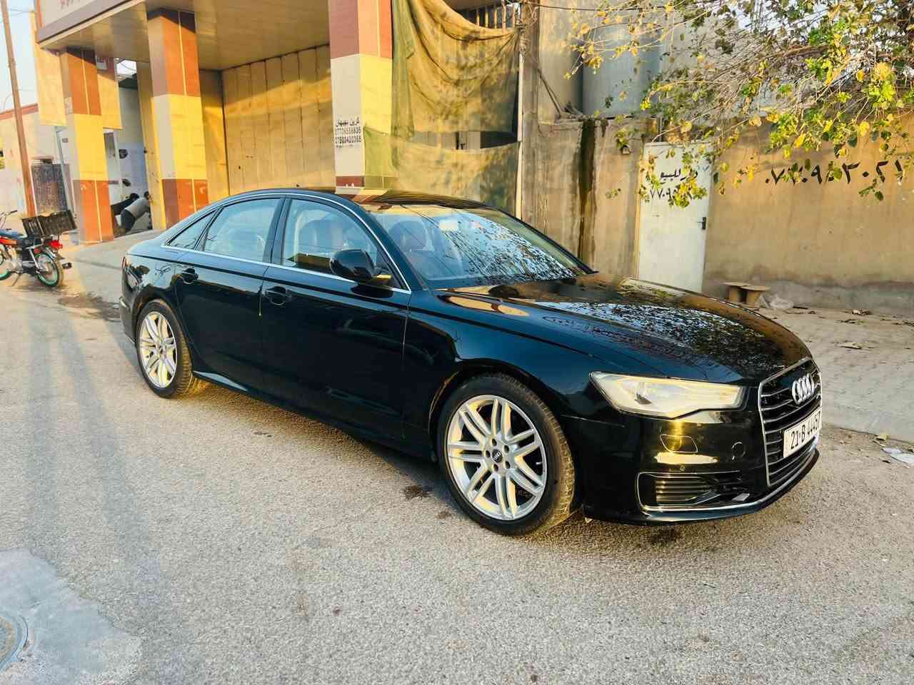 ئودي A6
ماشيه 95
مواسفات  خليجي فول 
گير و مكينه بشرت
سنوي و رقم و هزه جديد 
مكان كركوك 
بيها صبغ بس شبر باب سايق
*********** 
سعرها129 و بيها مجال كركوك, العراق
