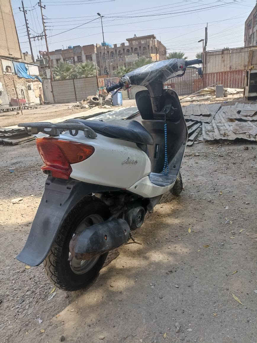 السلام عليكم عصفوريه مكينه جديده سلف وهندر السعر 300 وبيها مجال بسيط السكن البنوك الإتصال *********** بغداد, العراق

