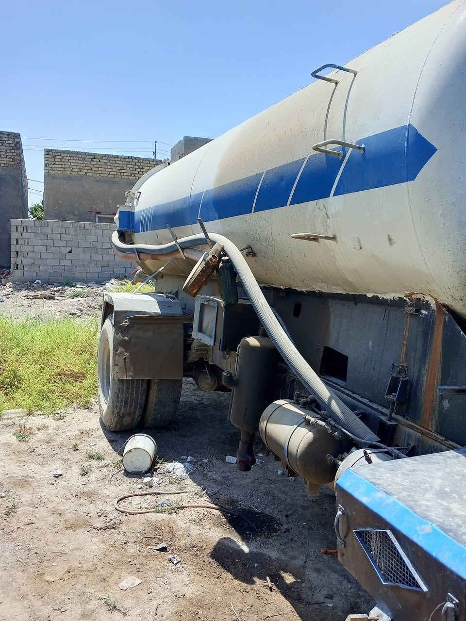 اللبيع دنكر مياة ثقيله محرك و كير ماطور تانكي زينات تايرات تعبانات رقم دي قار مكاني بابل ***********
