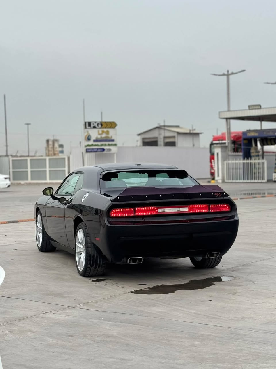 السلام عليكم
جالنجر 2012 SXT ضرر جاملغ خلفي و قبق جنطة  

مواصفات عادية SXT

سعر 97 وبيها مجال

استفسار ***********

مكاني زيونة
