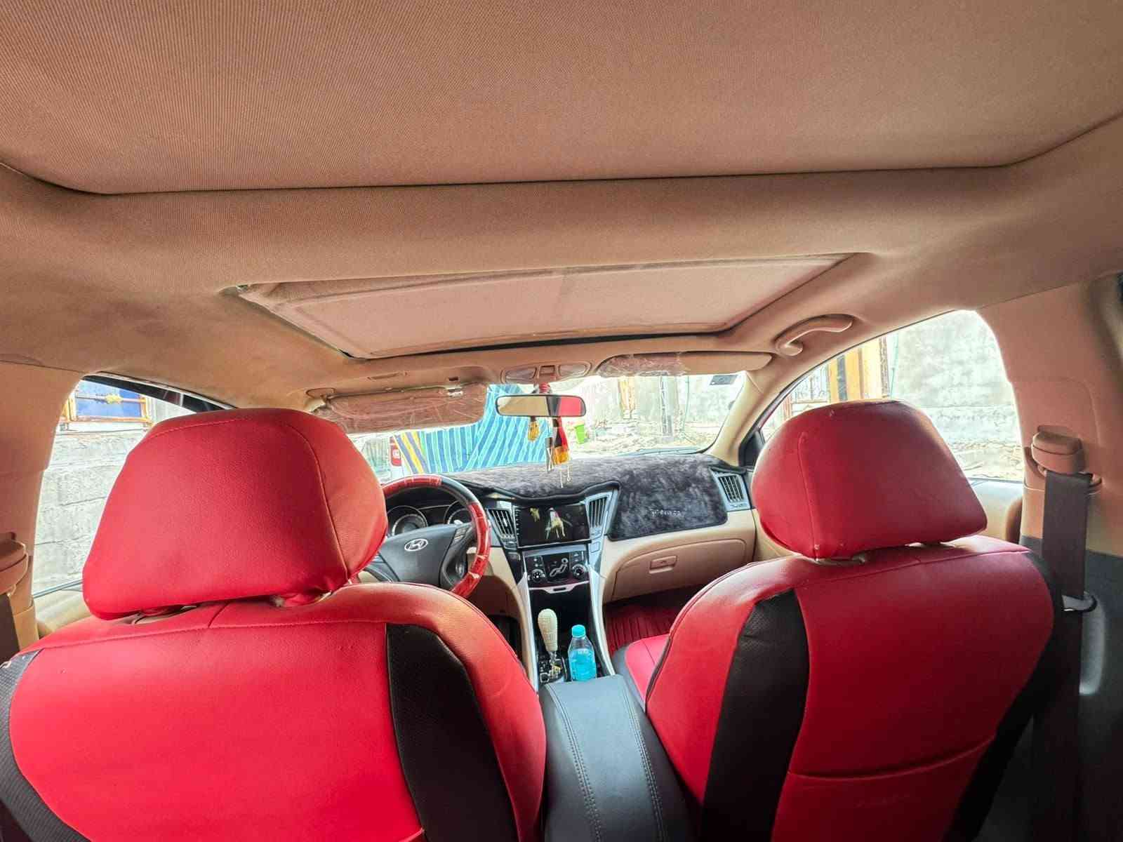 سوناتا خليجي 2013 فول موصفات مكينه 2400دوش لاتبخير ولا تنقيص  تخم تاير حداده خير من الله لسياره بيها باب السايق مبدل بدون حادث وبيها بارد بل بك لايت نفس الجها ولباقي كفاله  بسمي تحويل ثاني يوم السعر 105 وبيه مجال الشراي *********** مكان البصره القرنه
