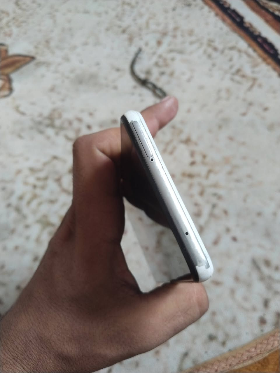 بدون غراض ماعندي توصيل فقط بس شراي يتصل ع خط
جهاز جارد سبب حافضه لا واكع لا اي شي ما داخل تصليح 
اسم جهاز A52 ذكرته 256..رام 8 جهاز قوي معروف 
شاشه ١٢٠ هريتز سلس كلش بوبجي 60 فريم دبل سماعه
دبل سيم كرت كامره تخبل شحن يطول يوم كامل 
سعره قفل 160 قفل 🔐 مكاني بغداد حي نصر رقمي ***********
