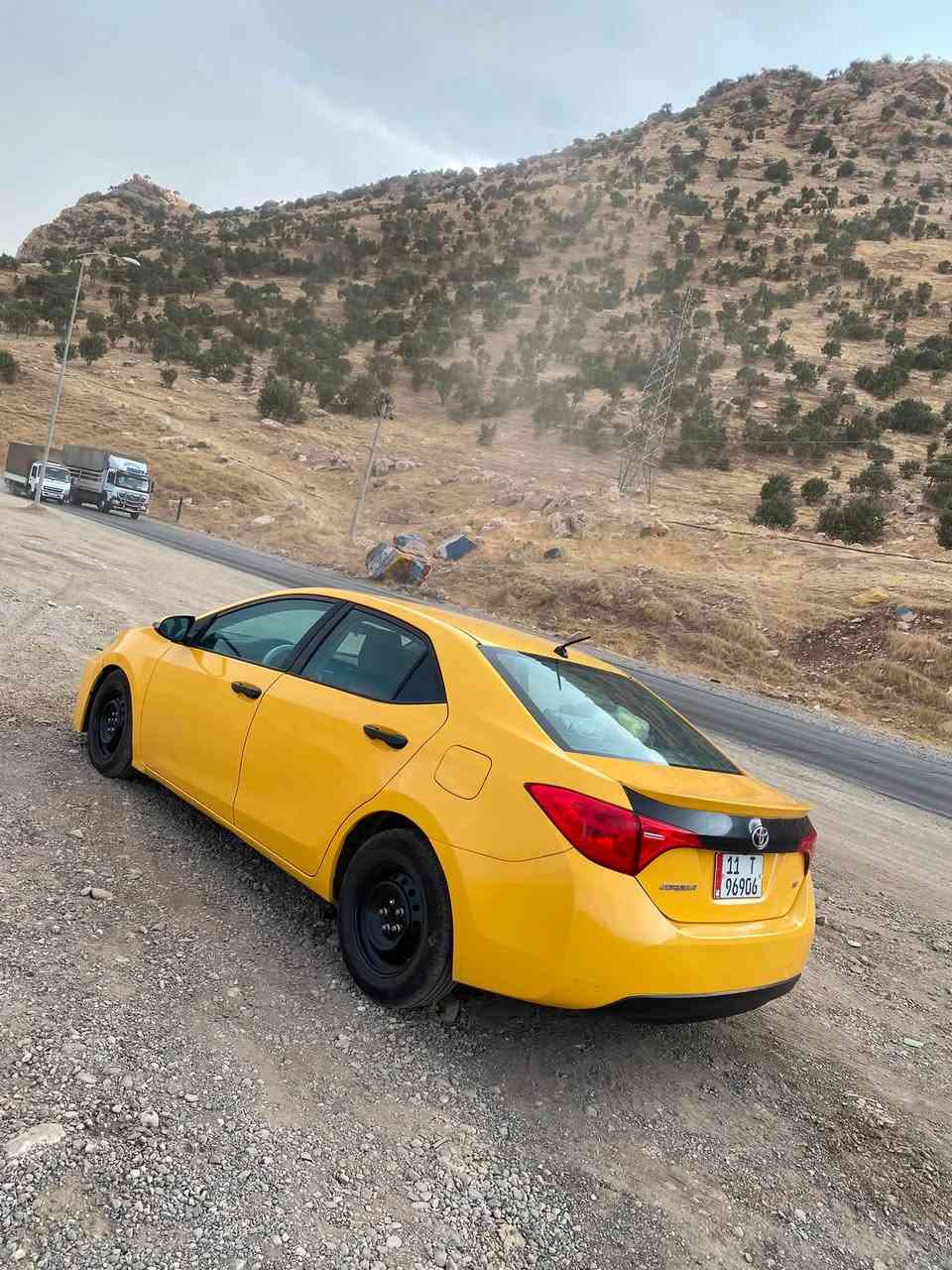 كورله ٢٠١٨باسمي رقم نكليزي حادث باب سايق السعر ١٤٥او كراوس وبامه ١٢ وفوك ***********
