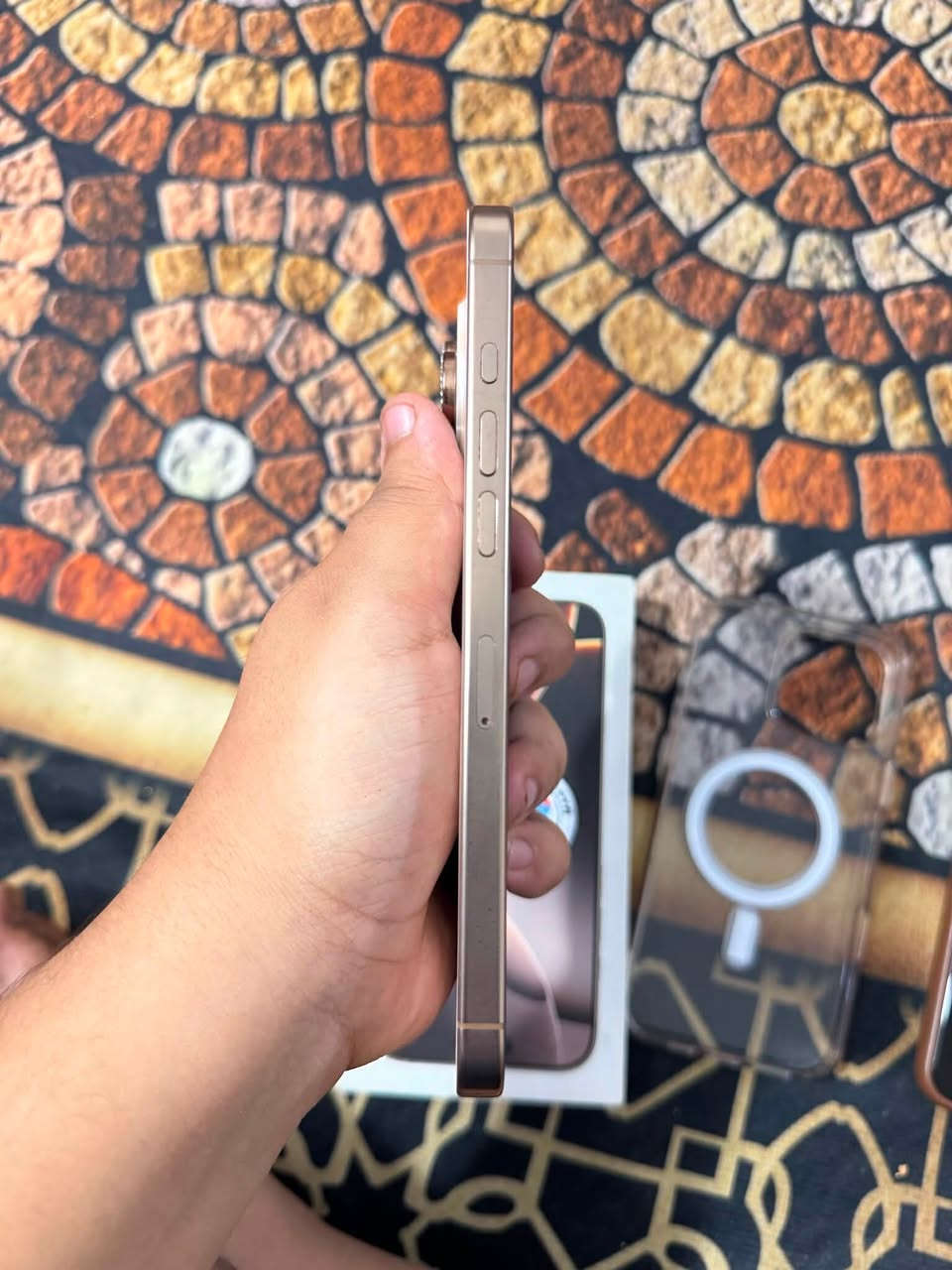 للبيع iPhone 16 Pro Max – 256GB

📱 اللون: صحراوي تيتانيوم (Desert Titanium)
💾 السعة: 256GB
🔋 صحة البطارية: 92%
🔄 عدد دورات الشحن: 387

✅ الجهاز نظيف جدًا، نسبة النظافة 95%
✅ بدون خدوش أو زلغ
✅ مع الكارتون الأصلي

⚠️ ملاحظة مهمة: بالفحص يظهر تنبيه يخص Face ID، لكن الفيس آيدي شغال ويعمل بشكل طبيعي، فقط تظهر هذه الملاحظة.
📍بغداد / البلديات
التواصل ***********

(السعر تكدر تواصل وياي عن طريق الماسنجر او اتصال او واتساب)

الجهاز يستحق المعاينة، وكل شيء موضح بكل أمانة.
