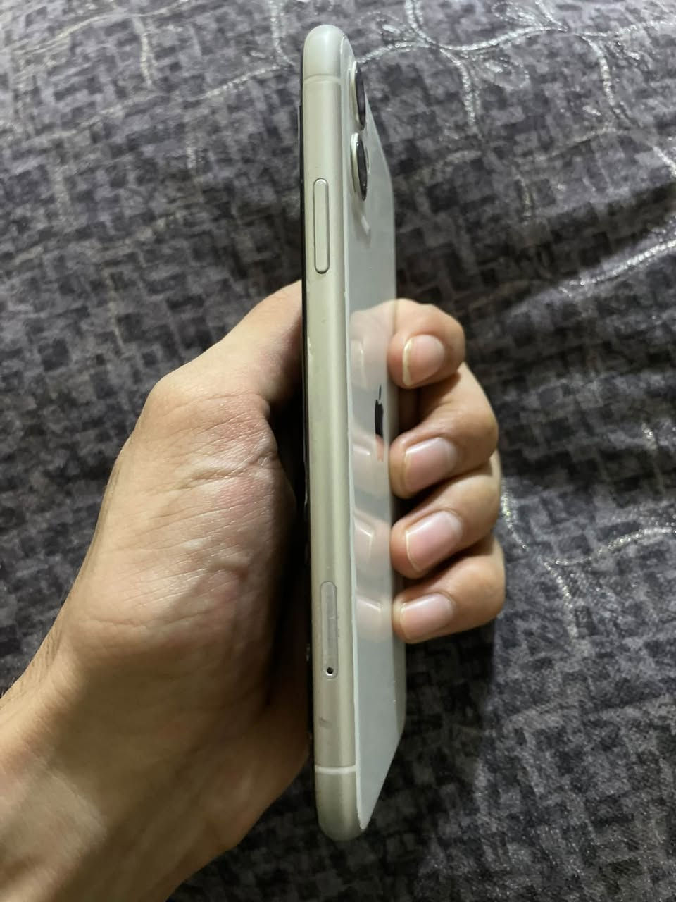 سلام عليكم
آيفون ١١ عادي 
ذاكره 128 
بطاريه 94 
جهاز نموذج m 
جهاز وتر برف مكفول كفاله عامه 
سعره 260 وبي مجال بسيط حك جيه 
لاستفسار ***********
