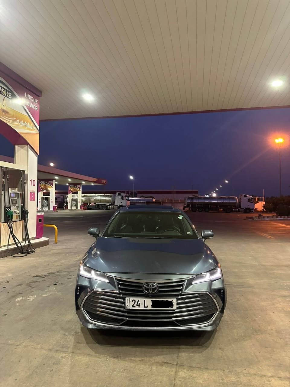 TOYOTA AVALON 
  2022. Limeted 
فول فول مواصفات 1/1
داتاشو /5 كاميره /سلايت /شغال/بصمه/4رادار /سماعه JBL 
كوشن /خزن/4كوشن تبريد/4كوشن هيتر/كوشن كهرباي/
ستيرن شفط /ستيرن خزن / ستيرن هيتر/ كهرباي 
حساس/كاميره / 3مود /eco/normal/Sport/3
گير و محرك شرط 
محرك 6 سلندر  301 HP 🚀
ماشي 80 الف ميل يعني 130 الف كيلو متر 
صبخ. 1باب و 1 چاملغ بدون دواخل 
رقم شاصي4T1DZ1FB4NU081733
رقم دهوك  رقم سنوي جديد 
غرامات 600$ 
سعر 22800$ سعر بلاش. ب كل عيراق ماكو هيج سعر بلاش 🔥
مكان سياره زاخو 
*********** واتساب و كورك. زاخو, دهوك
