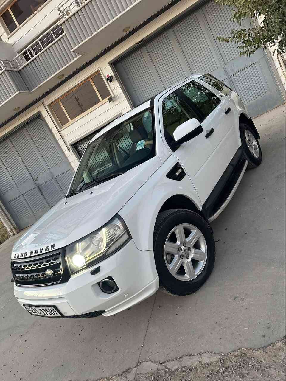 LR2 • ٢٠١٤ • فول مواصفات
