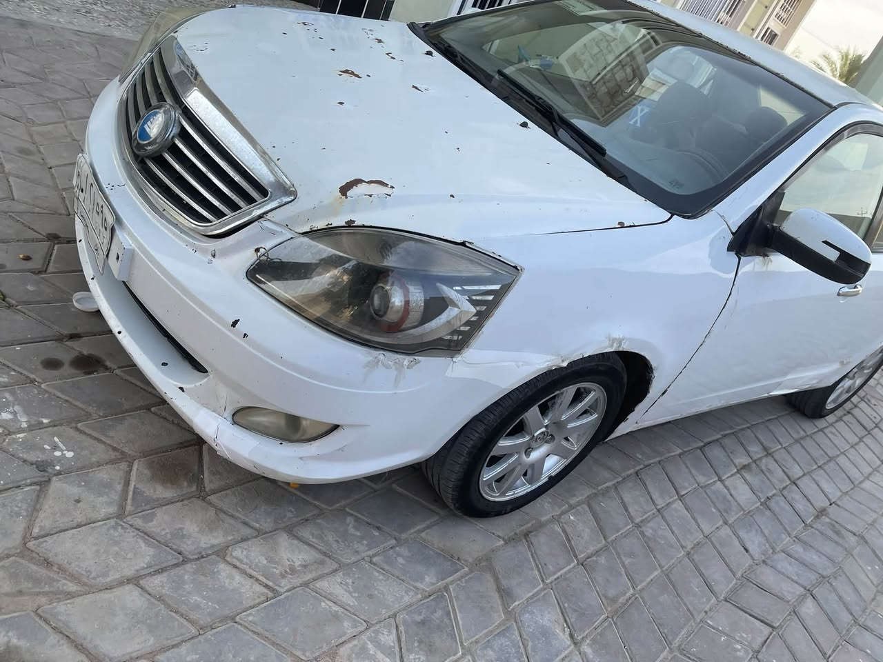 السعر النهائي ( ٢٦ ورقه) جيلي موبل ٢٠١١ المرغوب كير مكينه بلاد شرط لاتنقيص ولا تبخير بيهه مكانات خياس  وصبغ قطعتين تقريبا اخوان ابيع (مكفوله من الكلبه والتجيه والعيب الشرعي ) طخم تايرات نضاف  حداديه  وسط كهربائيات كلهه شغاله (مكاني بابل الإسكندرية ***********)رقم بابل باسمي شرط التحويل والعقد مروري مباشر الياخذهه
