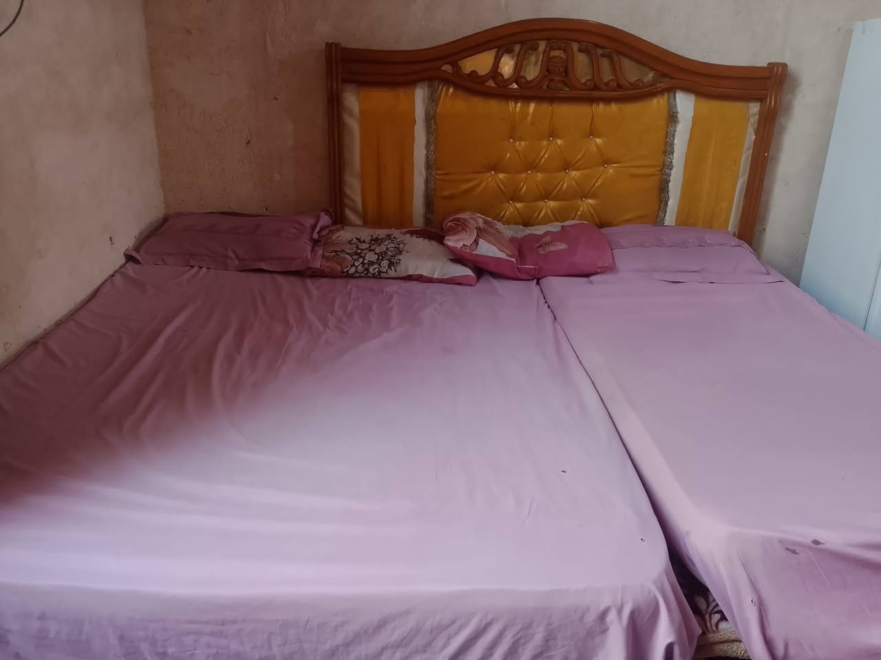 سلام عليكم غرفه تسگام للبيع مستعجل 750 بيه مجال مكان نجف حي مسان ***********
