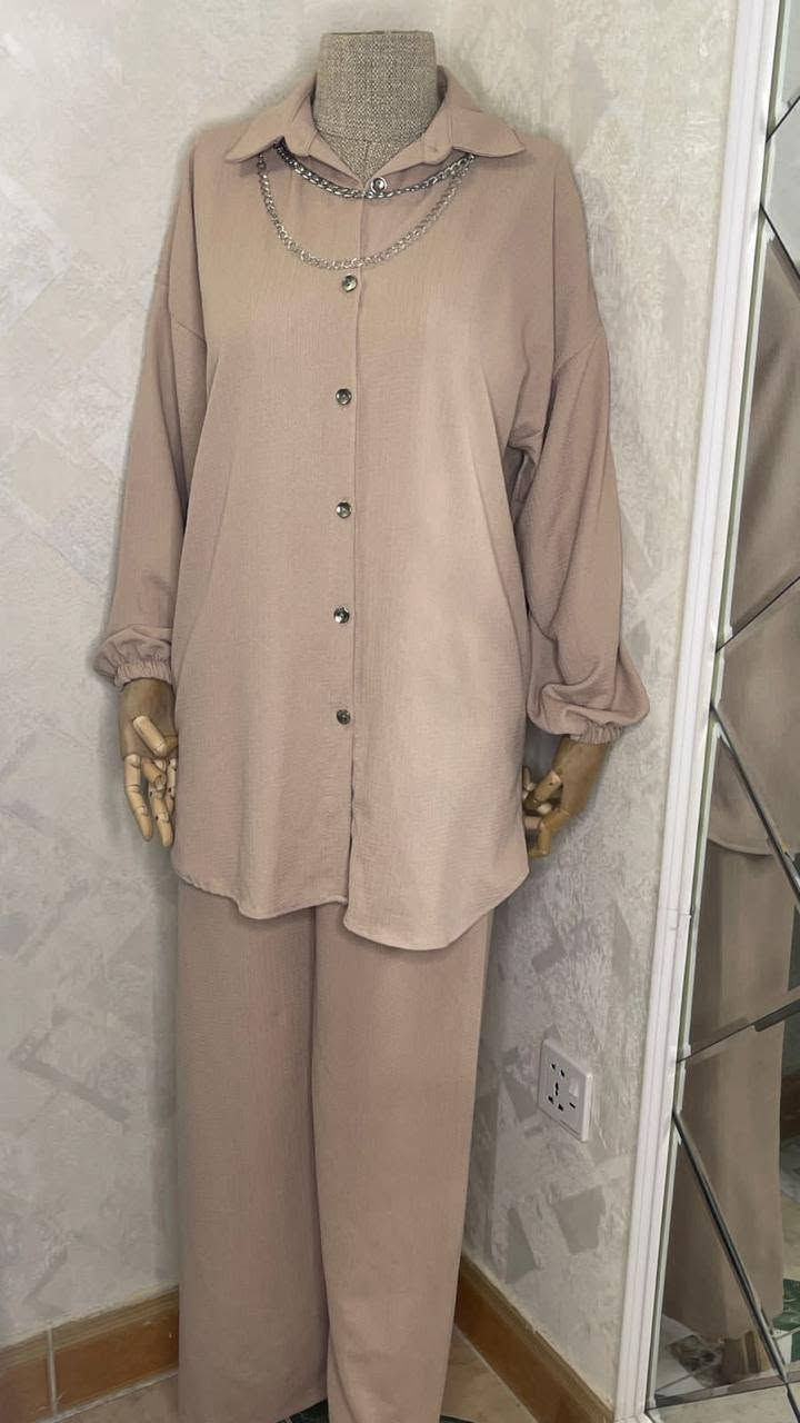 تصفيت محل قطعة 18قياسات متوفرة توصيل عدنة مكان بسماية

نص مكتوب في الصور:
- 4Xl/48
