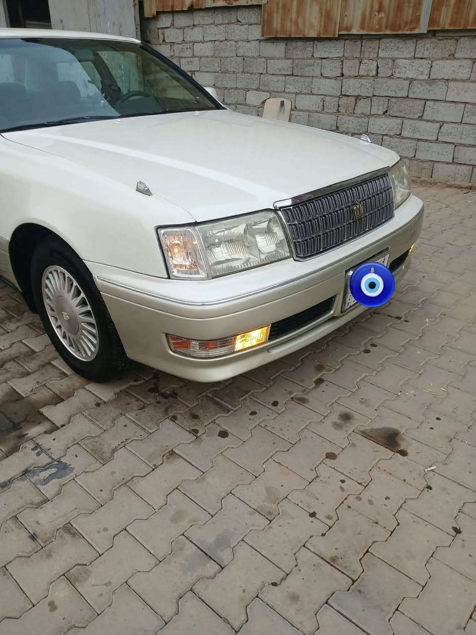 راس الثور كرستال • ١٩٩٩ • نجف مشخاب