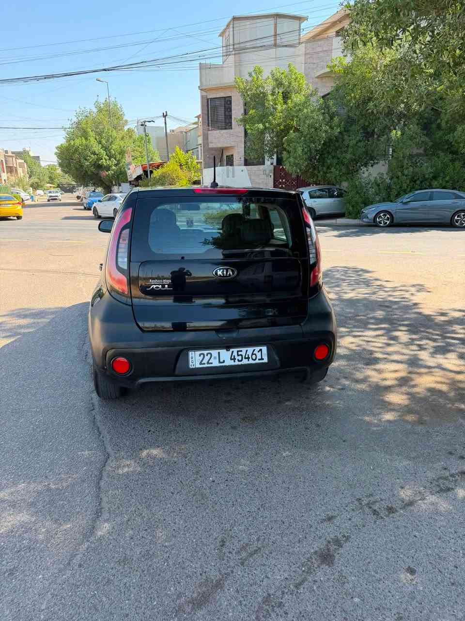 سلام عليكم كيا صول 2017 وارد أمريكي رقم اربيل بااسم شركة حادثها باب خلفي مبدل وصبغ جاملغ وهنا بيها بارد باب السايق سياره خير من الله ماشيه 87 الف ميل السعر ب105$ وبيها مجال بسيط *********** موقع السياره بغداد عطيفيه

