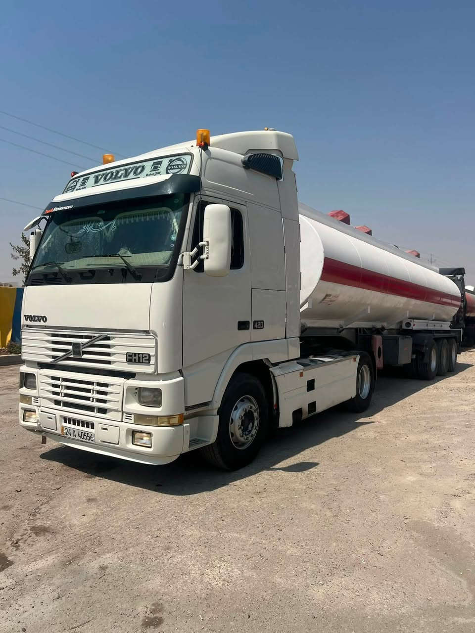 للبيع فالفو صهريج 

موديل ✅2002

كير عادي 3✅3

قماره 3/ خطوط

شاصي بشرط 

سنوية جديد 

طوناج GBS 

نوع صهريج تركي 

***********☎️✅
