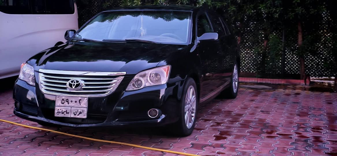 *الأفالون 2007 لمتد Limited*
*مواصفات تويوتا أفالون 2007 LIMITED*
*المكينة*: 3.5 لتر V6 - 268 حصان - دفع أمامي  
*الكير*: اوتوماتيك 5 نمر  
*الداخل*: جلد طبيعي + تدفئة بالكشنات الأمامية + ميموري لكرسي السايق  
*السقف*: فتحة سقف كهرباء بانوراما  
*الشاشة*: شاشة أصلية + 6 سيديات + سستم JBL صوت 12 سماعة  
*التبريد*: دبل تبريد ديجيتال + تبريد للمقاعد الخلفية  
*الأمان*: 8 ايرباك + ABS + مانع انزلاق TRC + كاميرا رجوع  
*إضافات*: بصمة تشغيل + بصمة أبواب + كشنات كهرباء  + زنون أصلي

*الرقم*: سليمانية  
*الممشى*: فوك 200 الف كم  
*المواصفات*: فول 1/1 
*الصبغ*: بنيد + جرد بالقمارة فقط، الباقي مكفول  وبارد  
*الحالة*: مكينة كير تبريد شرط، تخم تاير جديد  
*السعر*: 120 ورقة وبيها مجال للشراي  
*المكان*: [الفلوجة]  
*للاستفسار*: ***********
---
