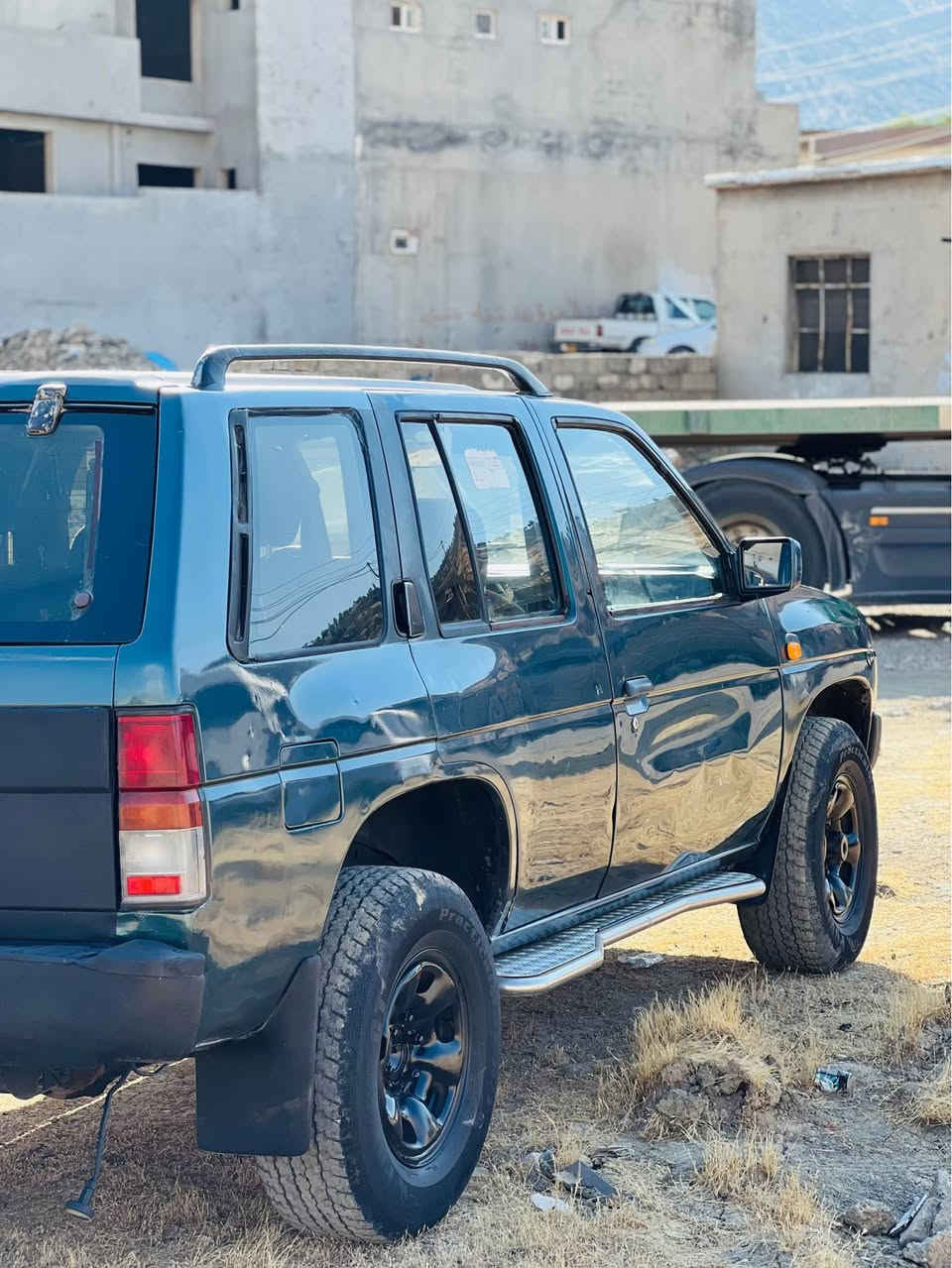نیسان پاسفندر  اوەلیات مەکینەم تازە خستیتە سەر زۆر بەقوەتە ٦پستن خازو بەنزین لەقوەتی وەرزە گیر مەکینە بەشەرت کارابایات بەشەرت دەبل اکسل سیارەکە نقوستانی نیە جایزە  ٢٣ وەرەقە مجال *********** واتساپ أربيل, العراق
