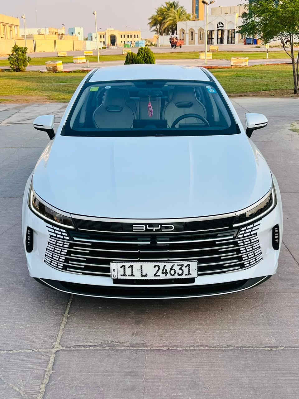 السلام عليكم ورحمة الله وبركاته 🌹

🚘 للبيع — BYD دستوري موديل 2025

💰 البيع
📍 رقم بغداد
✅ مكفولة
✅ بدون ضرر
✅ تحويل مباشر

✨ المواصفات:
• شاشة قلاب
• تحكم ستيرن
• بصمة كرت
• بصمة تشغيل
• بصمة أبواب
• سيارة جميلة جداً ونظيفة

🔥 سيارة موديل حديث، جاهزة للشراء وبحالة ممتازة.

📞 للاستفسار:
***********

📍 أو زيارتنا في:
معرض عنه المركزي لتجارة السيارات
الأنبار — قضاء عنه — قرب بانزين خانه

👤 بإدارة خليفه العاني

أهلاً وسهلاً بالجميع، والفحص والدلالة خير دليل.
