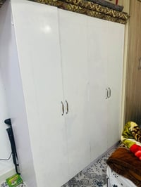 للبيع • خزائن