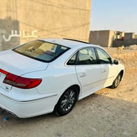 ازيرا ٢٠١١ رقم اربيل سنويه منتهيه قبل شهر تقريبا بيه بنيد وجاملغ تبديل...