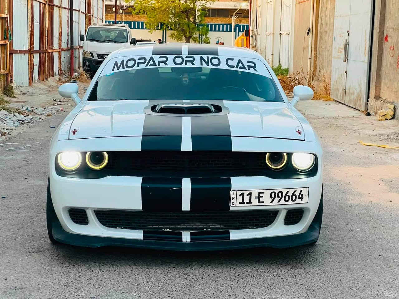 السلام عليكم اخوان ♥️
جالنجر 2020 R/T 5700
السيارة ضررها جاملغ وبنيد مبدل  شيكر 
وبيها نصف الجاملغ الخلفي ضبط انطخت هنا 

السيارة عليها اضافات حلوة 
شاشة كبيرة كار بلي عربي 
برمجة ببكورن نار 
شوتة موبار 
جهاز لهب 
وبقية مواصفات معروفة 

السعر 170 وبيها مجال 
للأستفسار:- ***********
