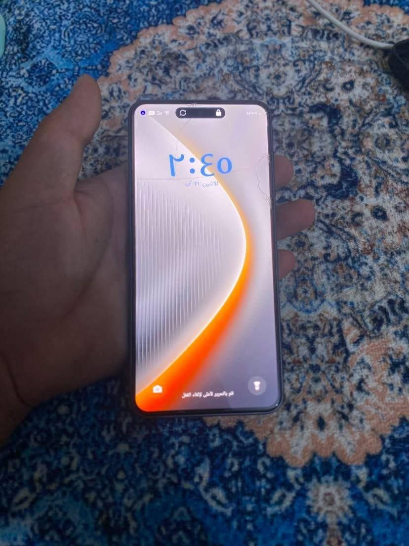 للبيع TECNO POVA 7 Ultra 5G ذاكره 256 يشغل 140فريم مكفول من الشخط ومن التصليح السعر 300 وبي مجال 
الزعفرانية 
***********
