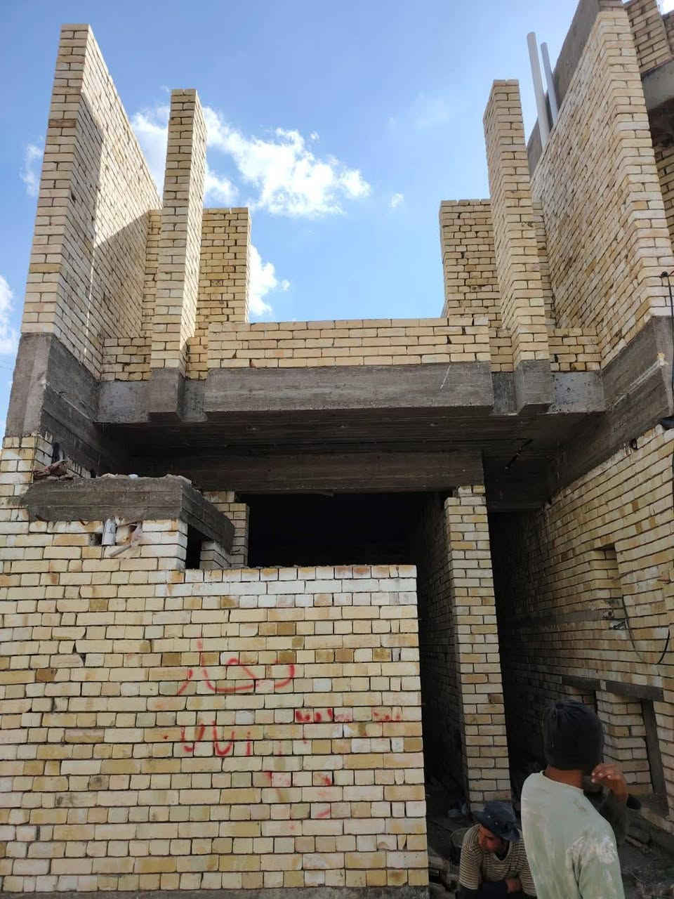 خلفه بناء متفرق حاليآ
شغل درجه اولى وزن مضبوط
استلام مهندس وأنسب الاسعار 
***********واتساب

