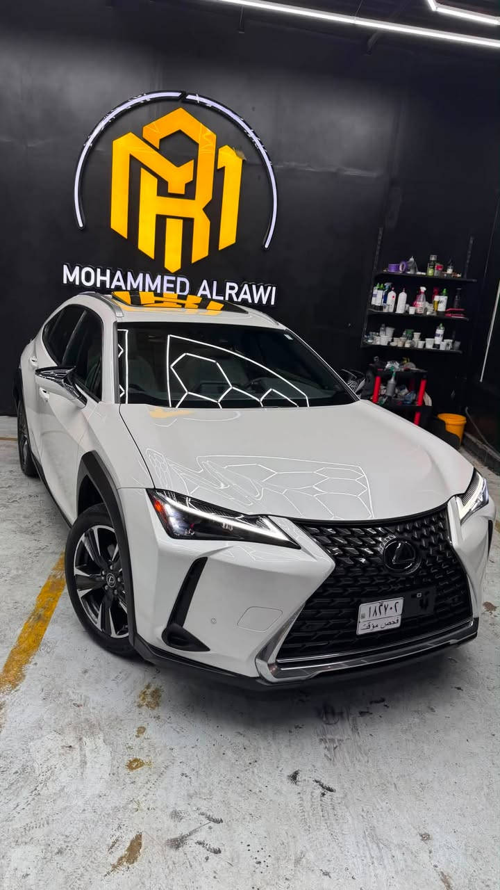 Lexus UX 250h 2024 Base
:

* المحرك: 2.0 لتر، 4 سلندر هايبرد.
* القوة الإجمالية: 181 حصان.
* ناقل الحركة: E-CVT.
* داخل مميز بل اللون الابيض 
*حادث خلفي بدون ايرباك سونار للسياره ⏫️
* مكان السيارة :- الانبار - الفلوجة 
* للاستفسار :- ***********-‭***********‬
* سعر السياره :- 18.900 وبي مجال للجاد بل شراء
