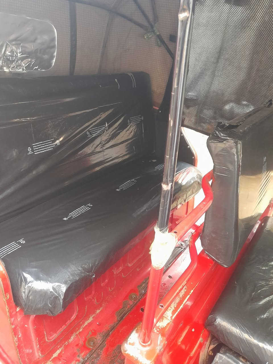 تكتك 18محرك 21مكينه خرسه كهربايات شغاله دوشمه جديده اوراق اصليه السعر3800بيه مجال العنوان محموديه ***********هذبي رقمي بي وتساب والاثيربلمشور
