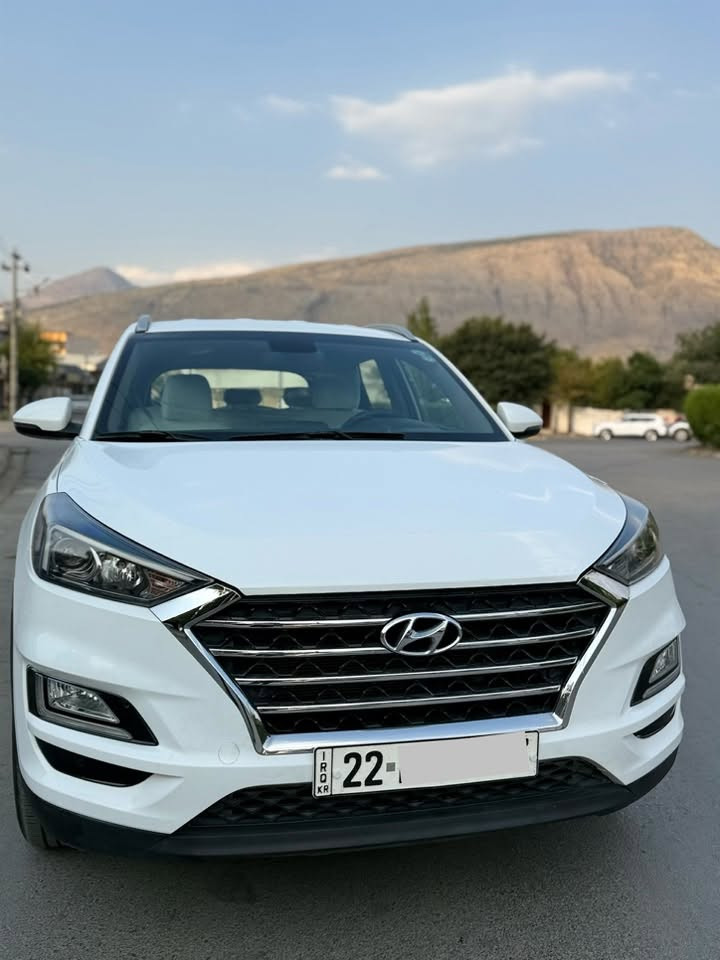 هۆندا تۆکسۆن  کۆری بریک لەپئ
مۆدیل 2019خەلیجی 
١٠پارچەیە لەسەرساخەی بئ
دعم پیش وپشت هیچی نیە رەش پۆشە
تەنها سەرهیلالی بستەکی ساردەکوتە
هیچی تری نیە سیارەکە جوان وبەرچاوە
هەرچوارتایەی نوئیە 
مکینە20دووش مرغووب گیڕو مکینەنەکرایتەوە
هیچ خەلەل ودەنگ وبخاری نیە 

نرخ لەکۆمینتی dasty2soran carsدانرایە

سەنەوی خلاس بووە رەقمی نوئیە
 
تیبینی /دەبی سیارەکە ڕاستەوخۆ بەناوبکری

ژمارەی خاوەن سیارە 

***********
